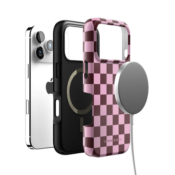 Sweet Checkered MagSafe iPhone Case