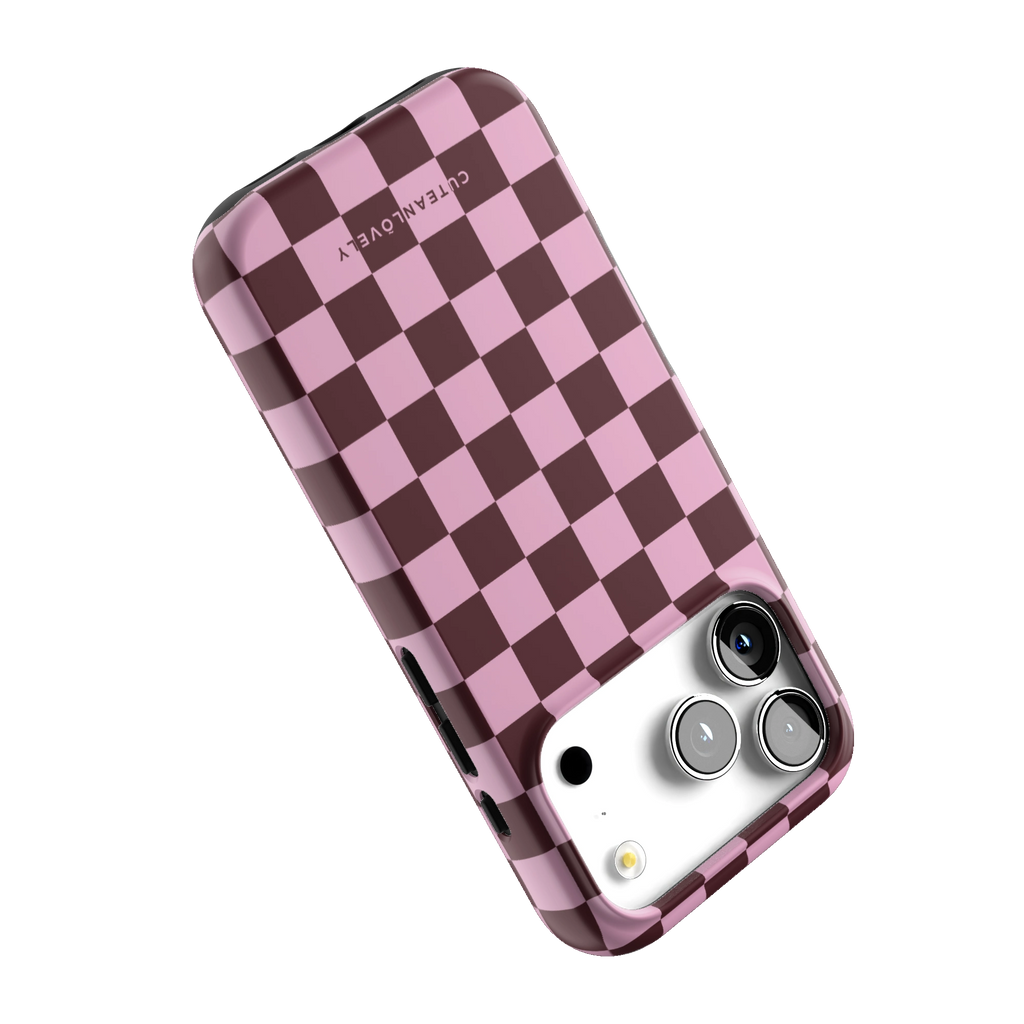 Sweet Checkered MagSafe iPhone Case